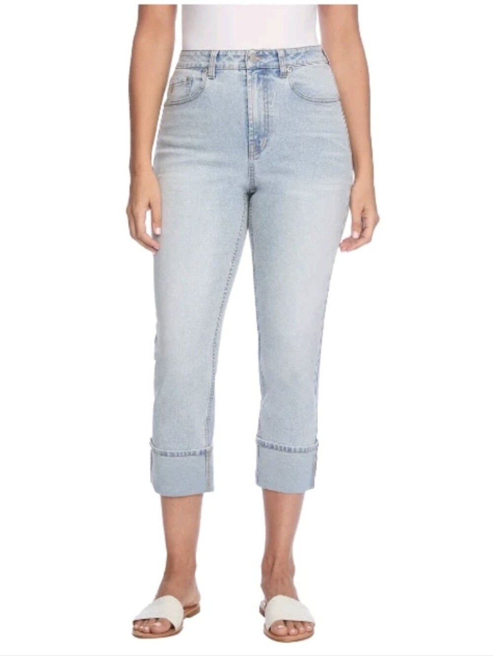 Frye High-Rise Cuffed Crop Plus Size Jeans in Stevie Light Wash - Size 14/32